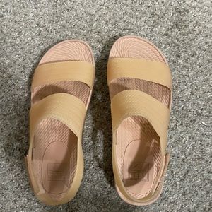 Reef water vista sandals